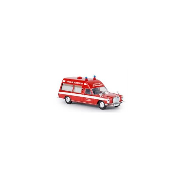 BREKINA 1:87/H0 NR. 13823 AMBULANCE ROSKILDE BRANDVSEN MB