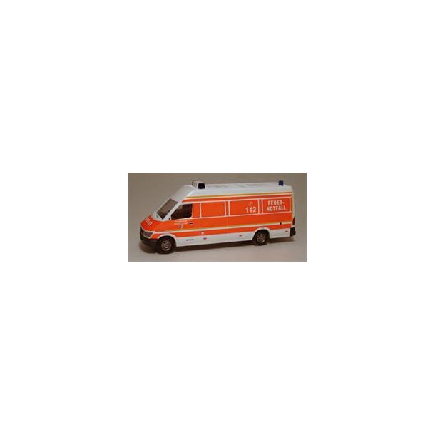 BUSCH 1:87/H0 NR. 47835 AMBULANCE MERCEDES-BENZ SPRINTER super tilbud