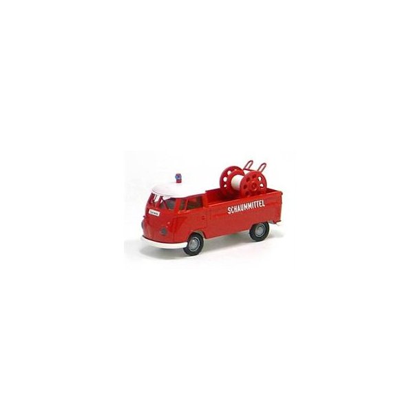 BREKINA 1:87/H0 32933 FEUERWEHR SKUMMIDLER VW T1B M.LAD.